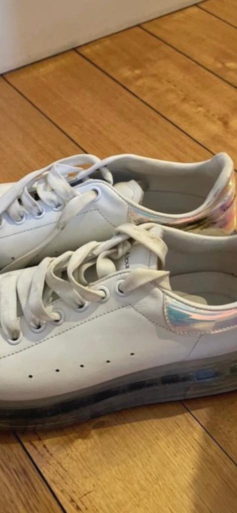 alexander mcqueen trainers size